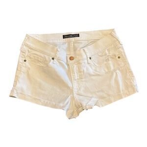Abercrombie & Fitch White Jean Shorts size 27/2